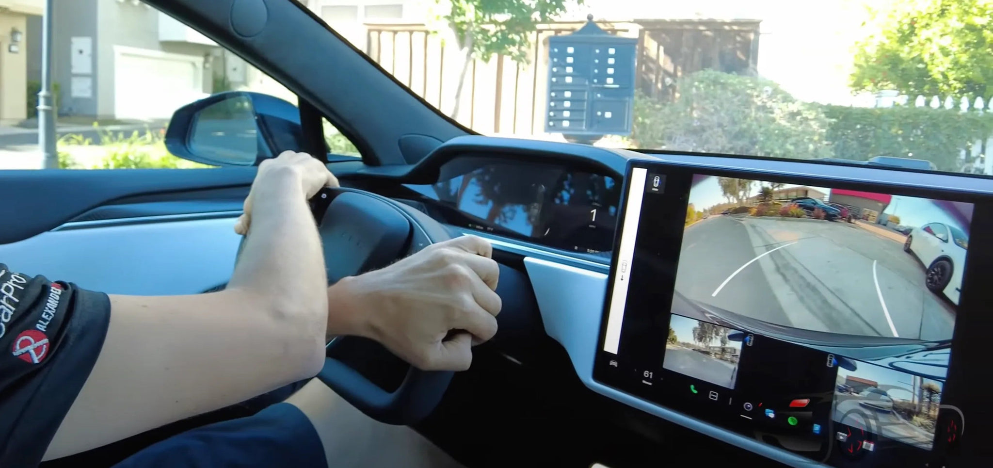 Steering Toward Customization: How to Change Your Tesla's Steering Wheel - Tesery Official Store