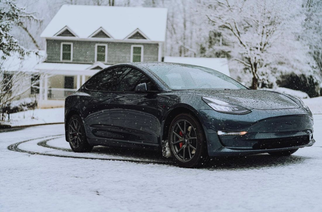 Winter-Ready Tesla: Unveiling Features and Tips for Cold Weather Driving - Tesery Official Store