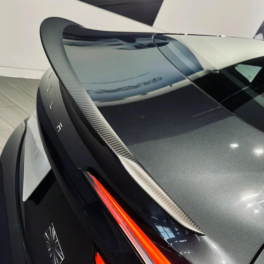 Model 3 Ludicrous Carbon Fiber Spoiler - Tesery Official Store